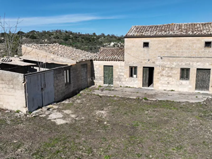 Immagine 1 di Casa indipendente in vendita  in Contrada Trezzeria a Ragusa
