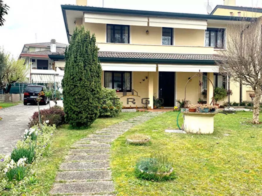 Immagine 1 di Casa indipendente in vendita  in via Cappello a Noventa Padovana