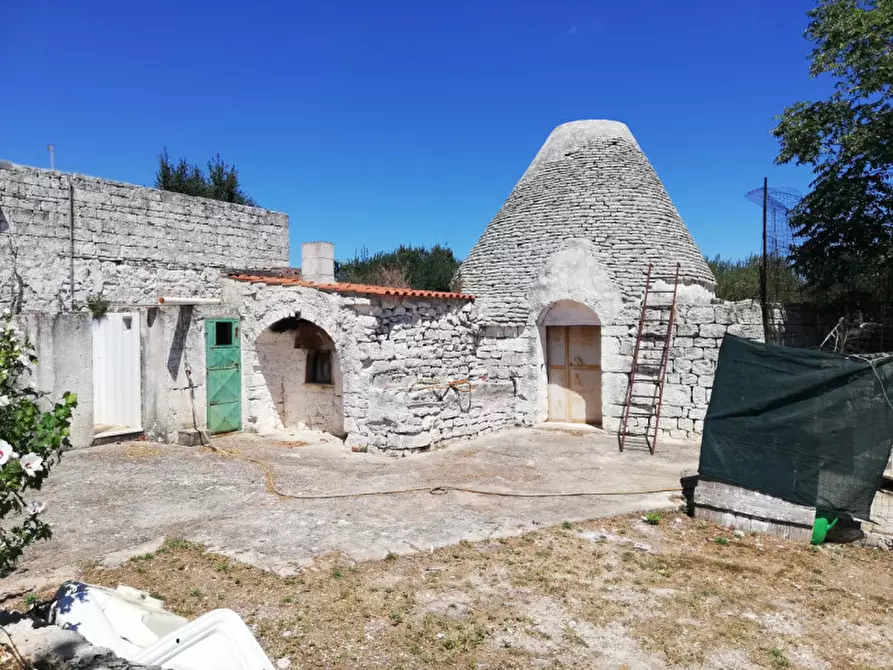 Immagine 10 di Rustico / casale in vendita  a Cisternino