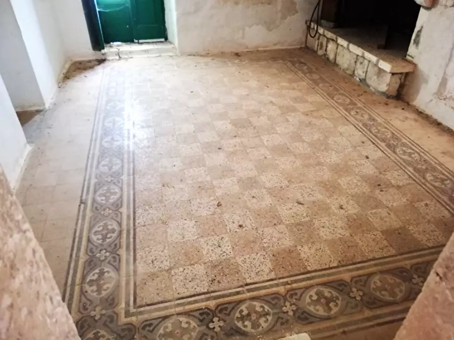 Immagine 23 di Rustico / casale in vendita  a Cisternino