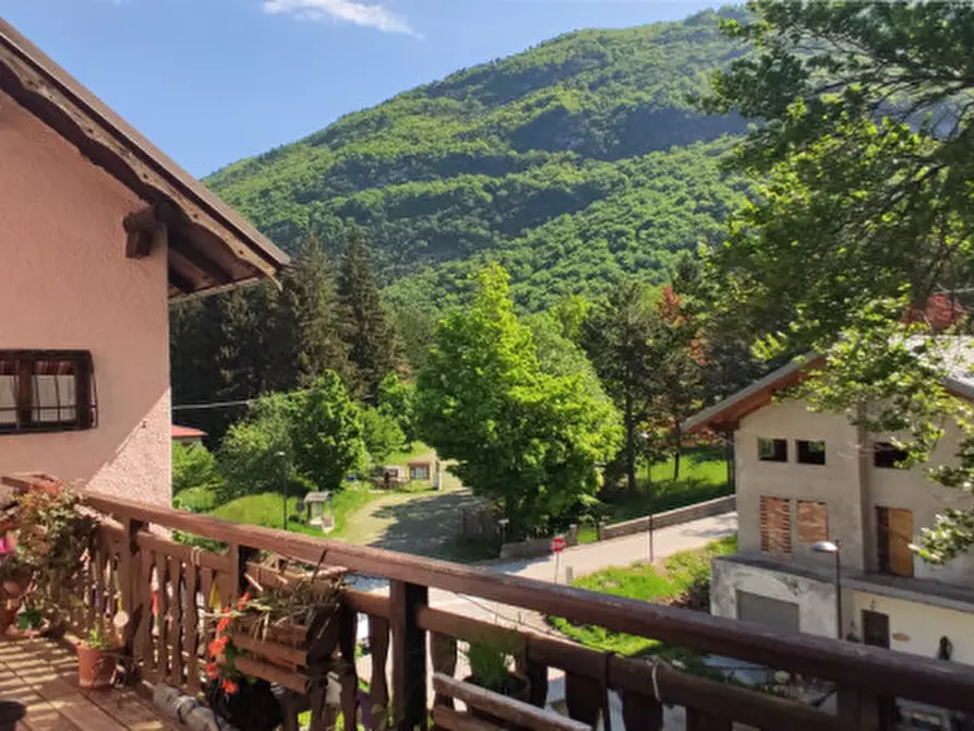 Immagine 8 di Casa bifamiliare in vendita  in via malga a Madruzzo