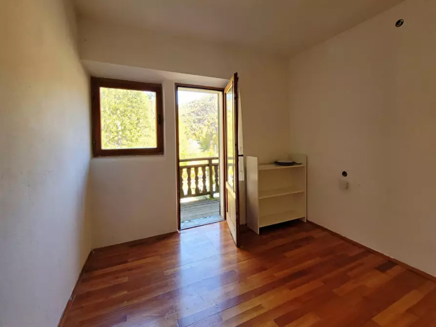 Immagine 23 di Casa bifamiliare in vendita  in via malga a Madruzzo