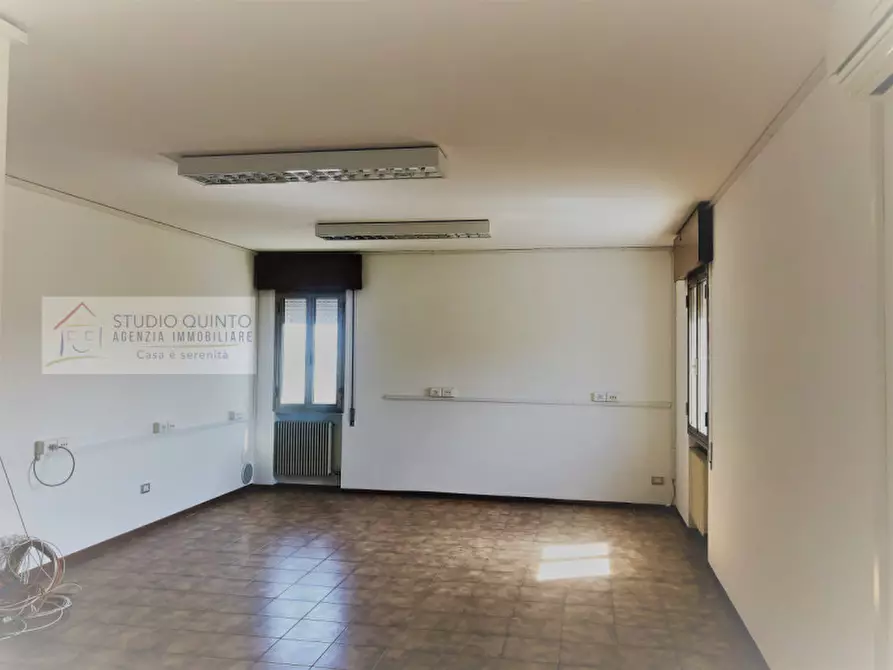 Immagine 2 di Ufficio in affitto  a Zero Branco