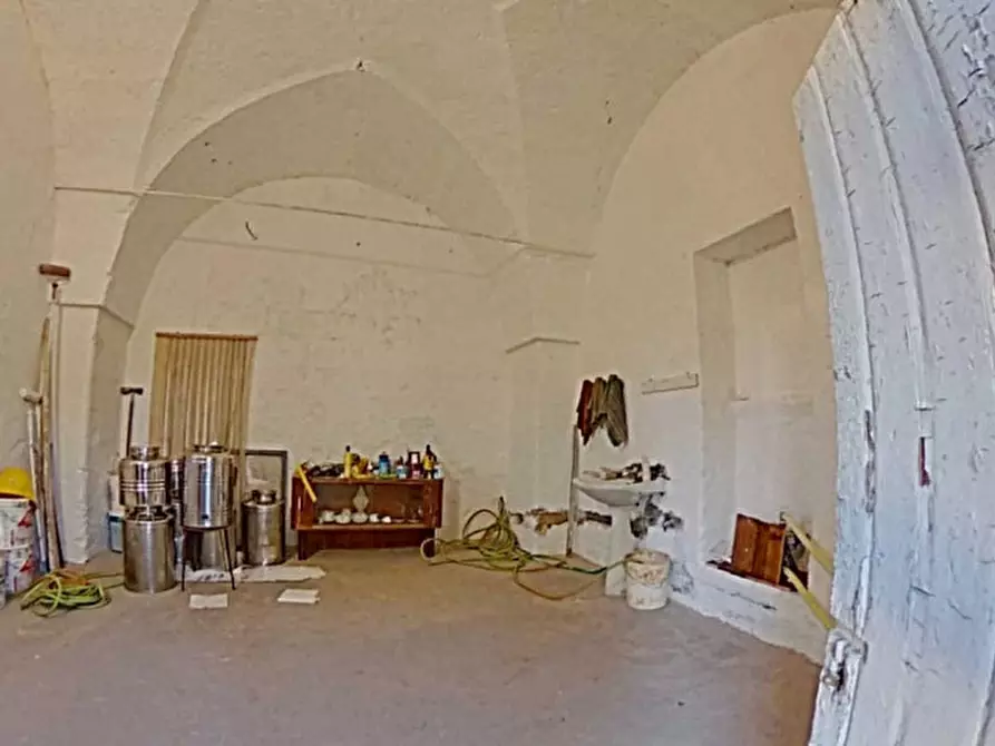 Immagine 31 di Rustico / casale in vendita  a Fasano