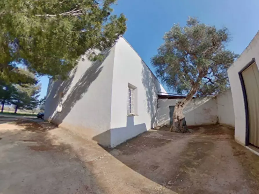 Immagine 41 di Rustico / casale in vendita  a Fasano