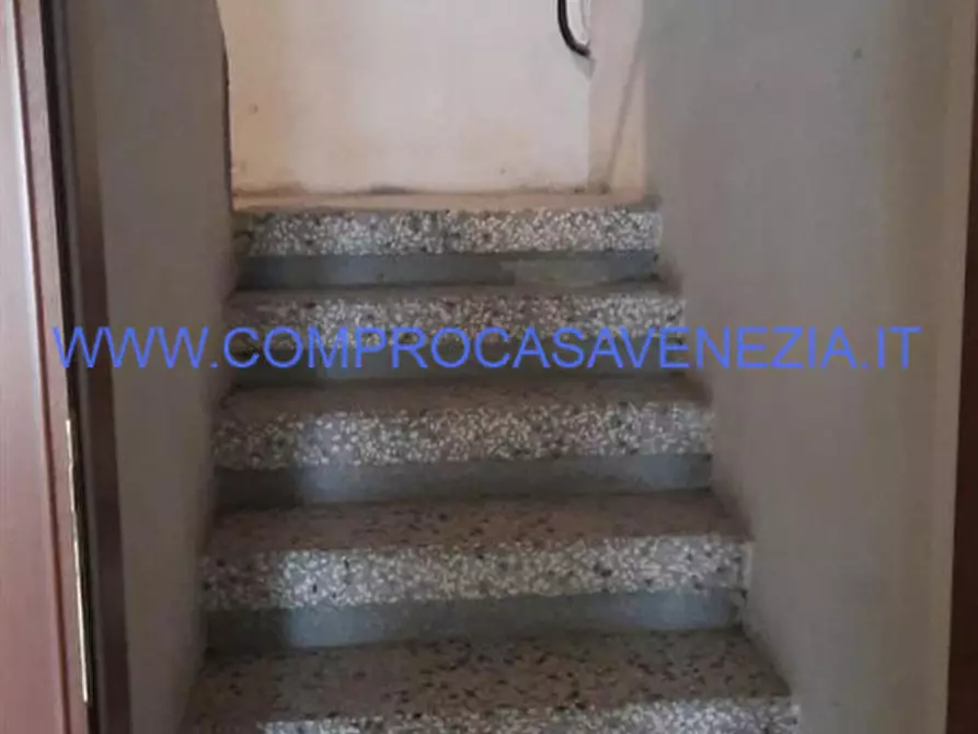 Immagine 13 di Rustico / casale in vendita  in via fontane a Villorba