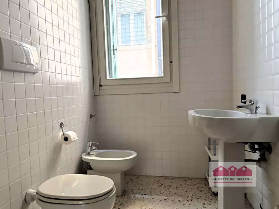 Immagine 7 di Ufficio in affitto  in Contrà Muscheria a Vicenza