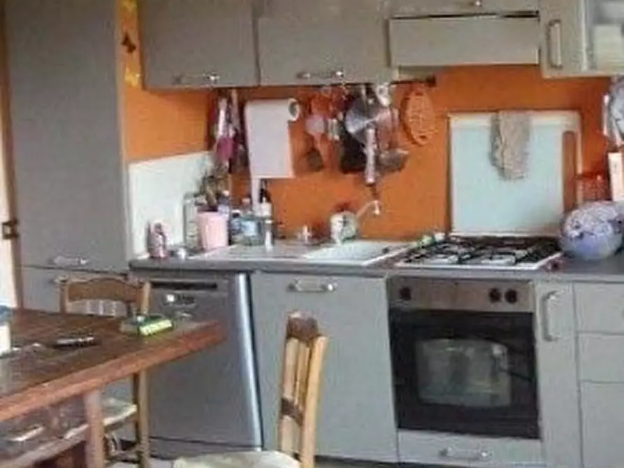 Immagine 3 di Casa indipendente in vendita  in Vicolo E. Barosso 6 a Viale D'asti