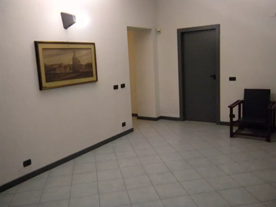 Immagine 9 di Ufficio in vendita  in Piazza Santo stefano 5 a Casale Monferrato
