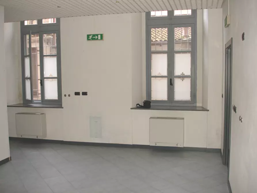 Immagine 10 di Ufficio in vendita  in Piazza Santo stefano 5 a Casale Monferrato