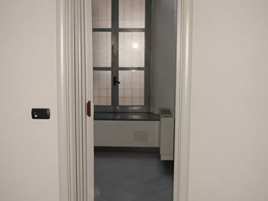 Immagine 23 di Ufficio in vendita  in Piazza Santo stefano 5 a Casale Monferrato