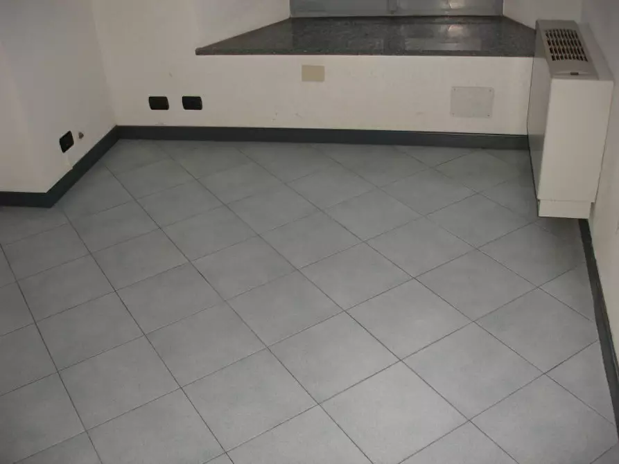 Immagine 26 di Ufficio in vendita  in Piazza Santo stefano 5 a Casale Monferrato