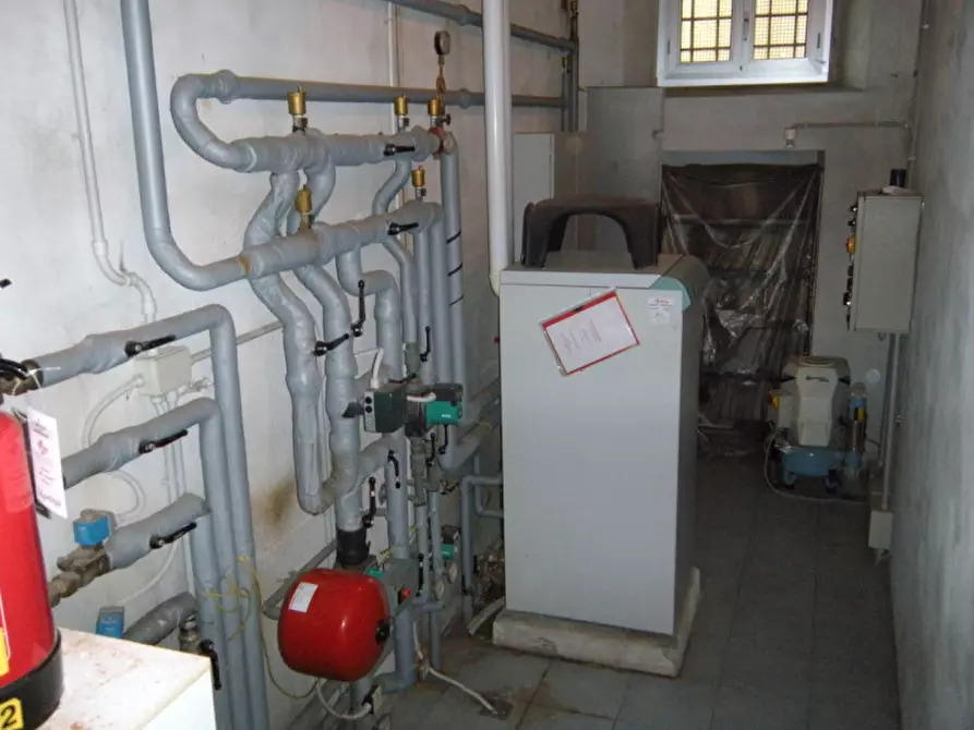 Immagine 38 di Ufficio in vendita  in Piazza Santo stefano 5 a Casale Monferrato