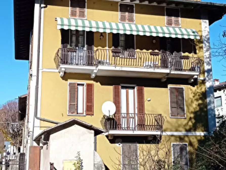 Immagine 1 di Appartamento in vendita  in Via Largo Ponte a Gavardo