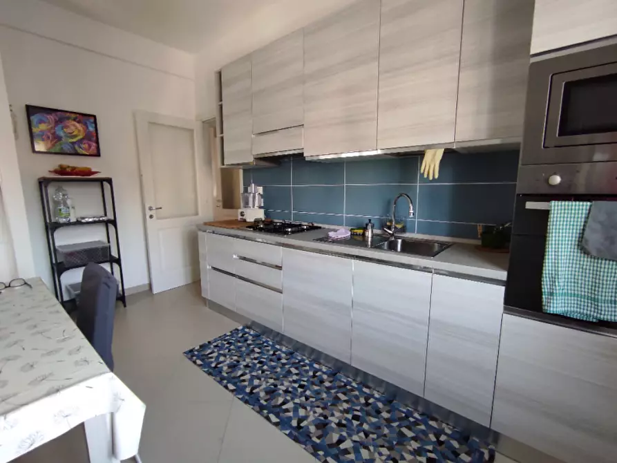 Immagine 1 di Appartamento in affitto  in corso colombo a Rapallo