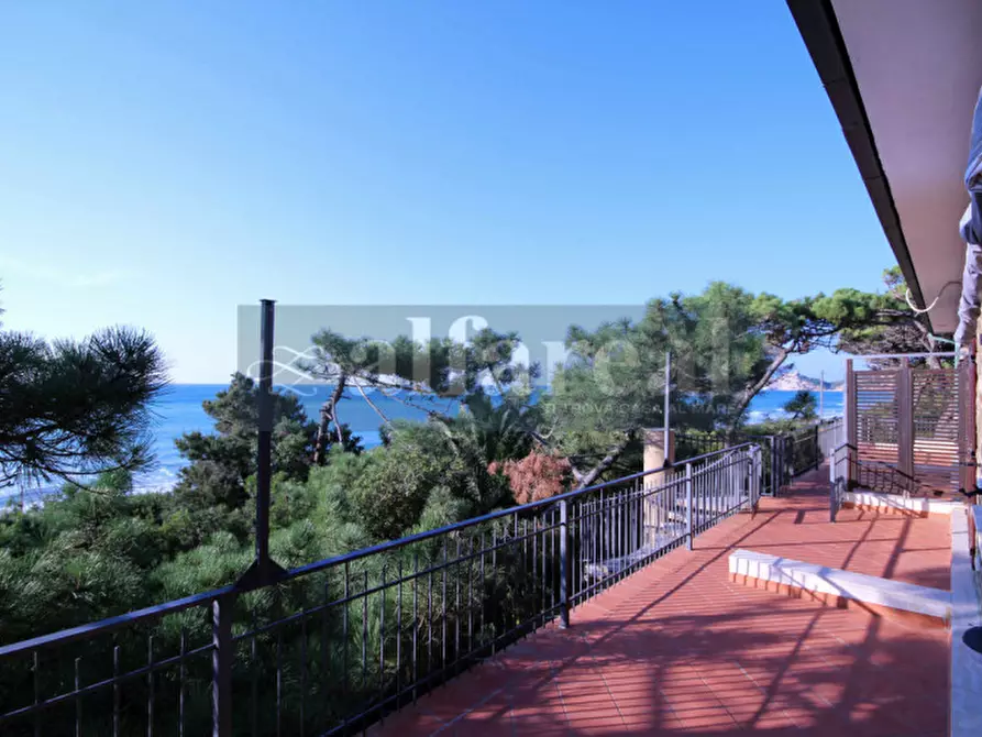 Immagine 29 di Villa in vendita  a Castiglione Della Pescaia