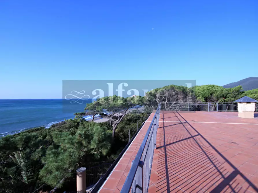 Immagine 32 di Villa in vendita  a Castiglione Della Pescaia