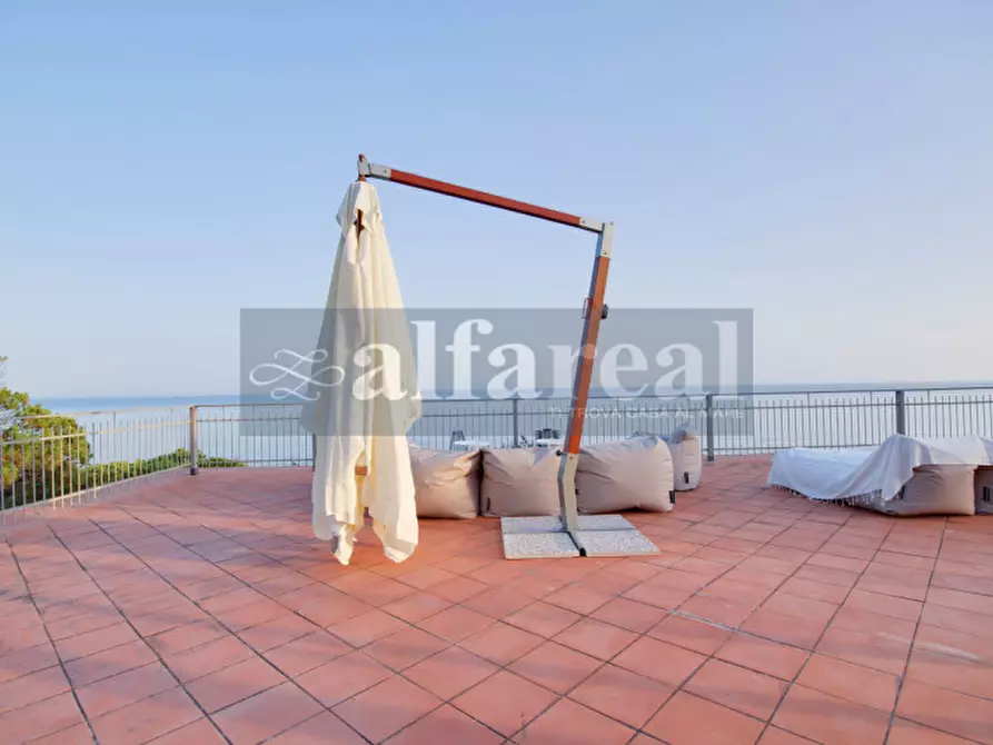 Immagine 50 di Villa in vendita  a Castiglione Della Pescaia