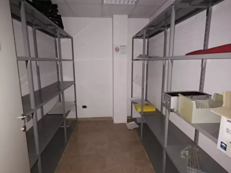 Immagine 4 di Negozio in affitto  in Piazza della Vittoria a Cordenons