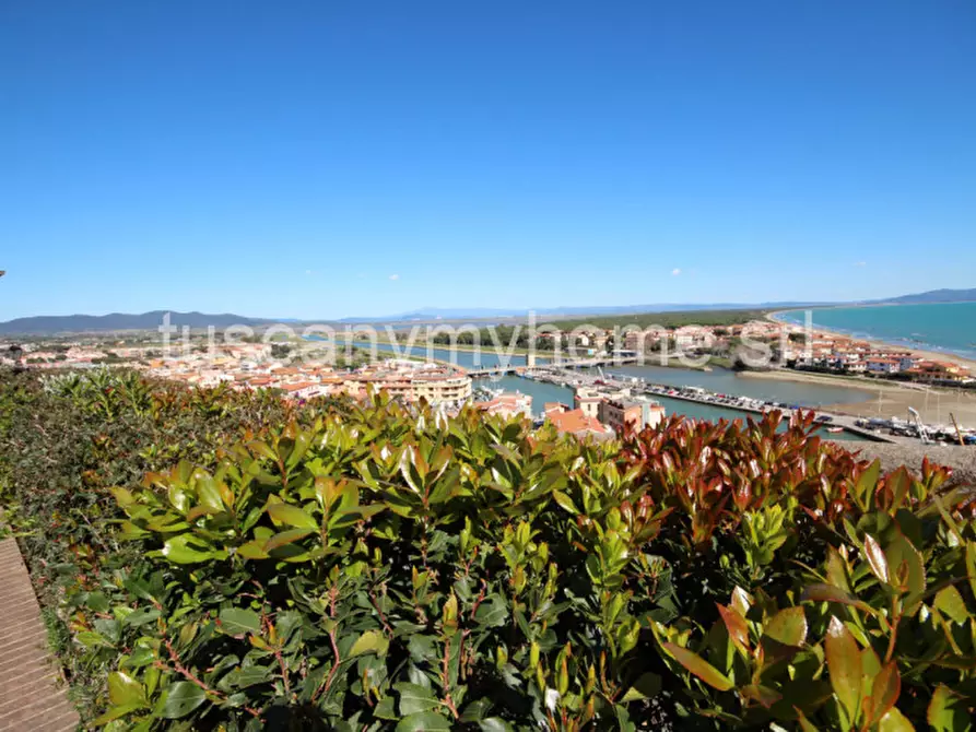 Immagine 19 di Appartamento in vendita  in Via delle Batterie, 27 a Castiglione Della Pescaia