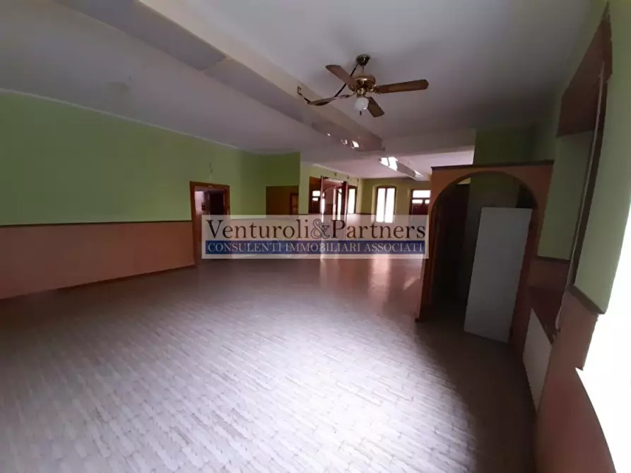 Immagine 3 di Bed & Breakfast in vendita  in via trento a Pozzolengo