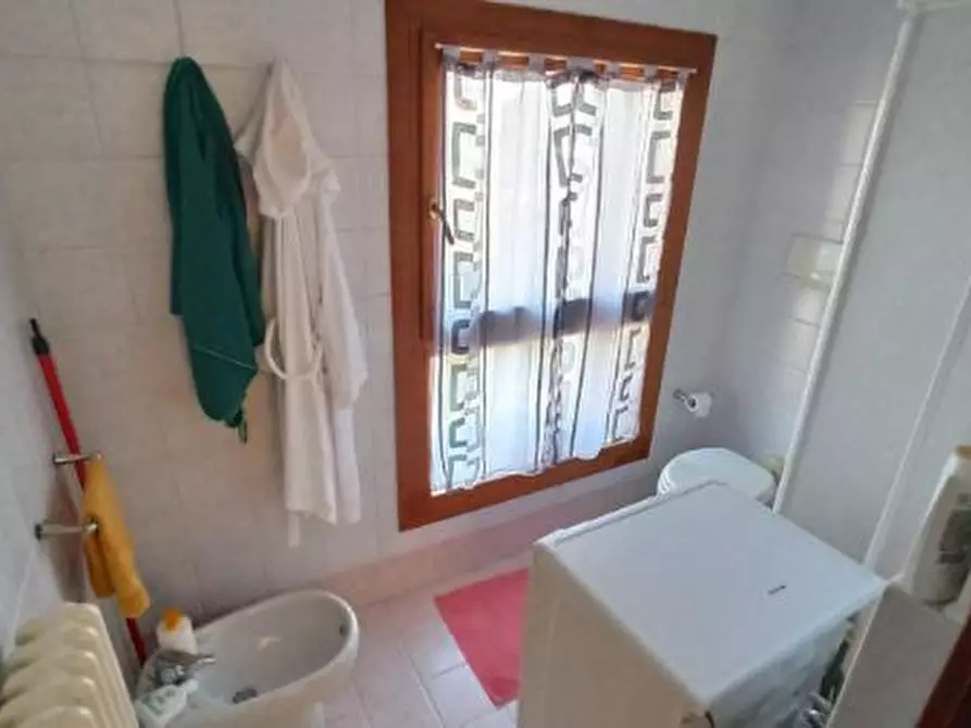 Immagine 5 di Appartamento in vendita  in Via Giove a Nove