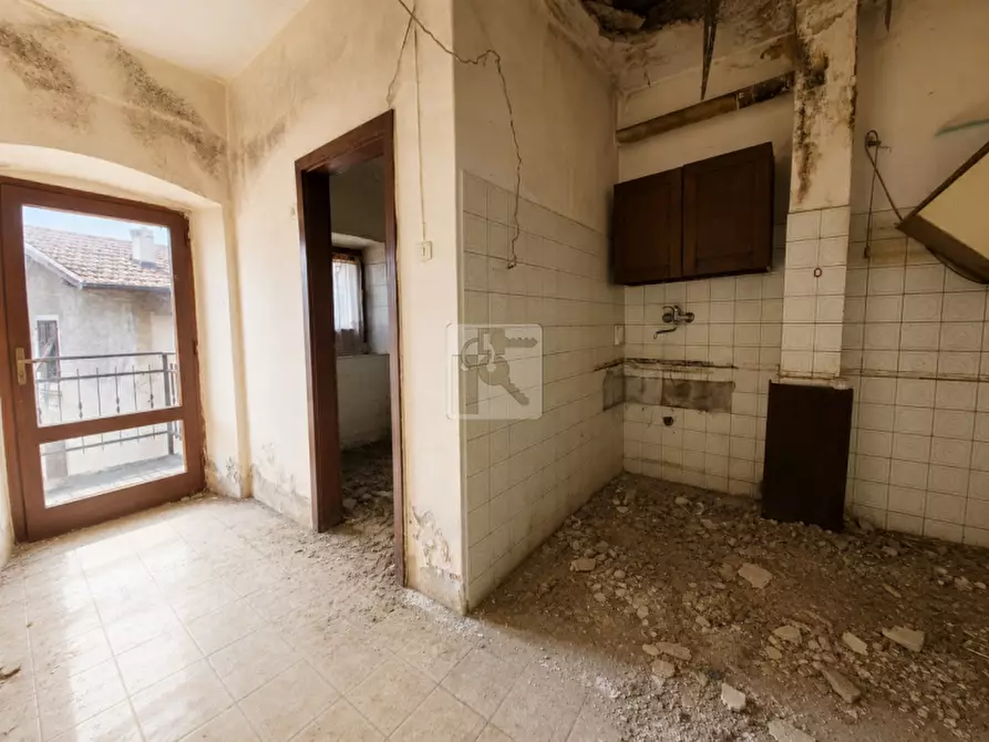Immagine 2 di Rustico / casale in vendita  in VIA NICOLETTI n. 13 a Cavedine