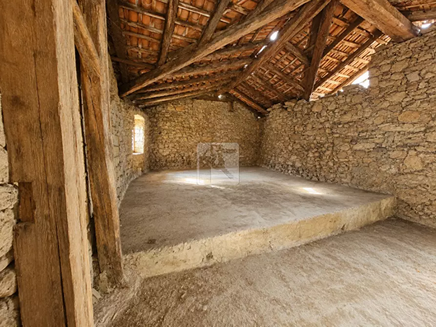 Immagine 6 di Rustico / casale in vendita  in VIA NICOLETTI n. 13 a Cavedine