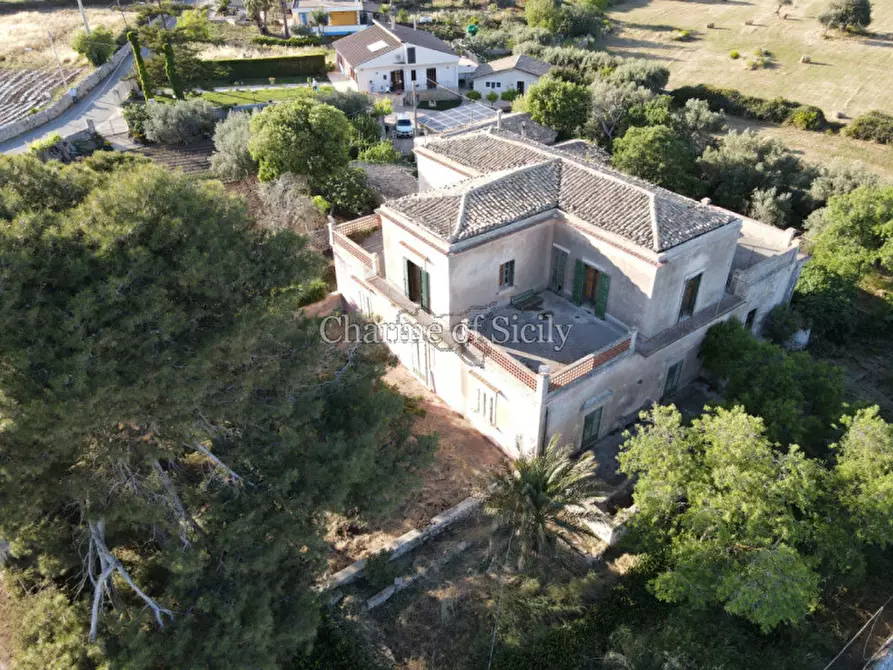Immagine 1 di Villa in vendita  in Contrada Quartarella a Modica