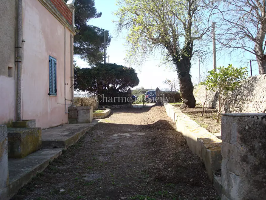 Immagine 20 di Villa in vendita  in Contrada Quartarella a Modica