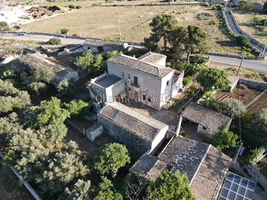Immagine 31 di Villa in vendita  in Contrada Quartarella a Modica