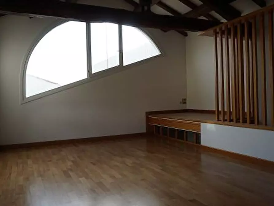 Immagine 1 di Casa indipendente in affitto  in Corso Mazzini a Marostica