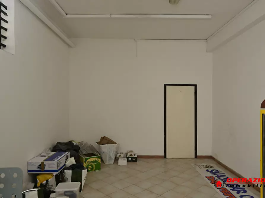 Immagine 8 di Attività commerciale in vendita  in VIA GREGORIO XI a Roma