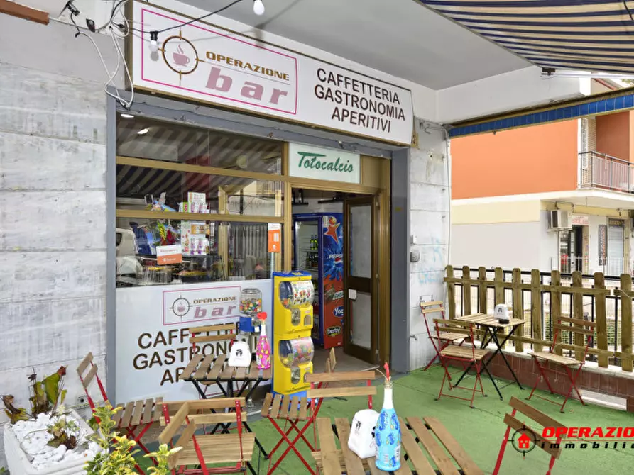 Immagine 13 di Attività commerciale in vendita  in VIA GREGORIO XI a Roma