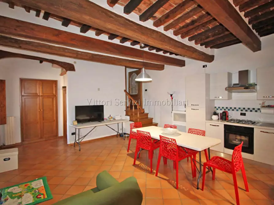 Immagine 3 di Casa quadrifamiliare in vendita  a Rapolano Terme