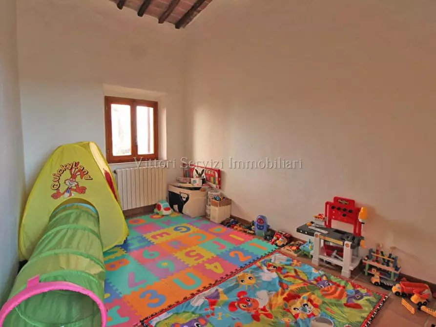 Immagine 14 di Casa quadrifamiliare in vendita  a Rapolano Terme