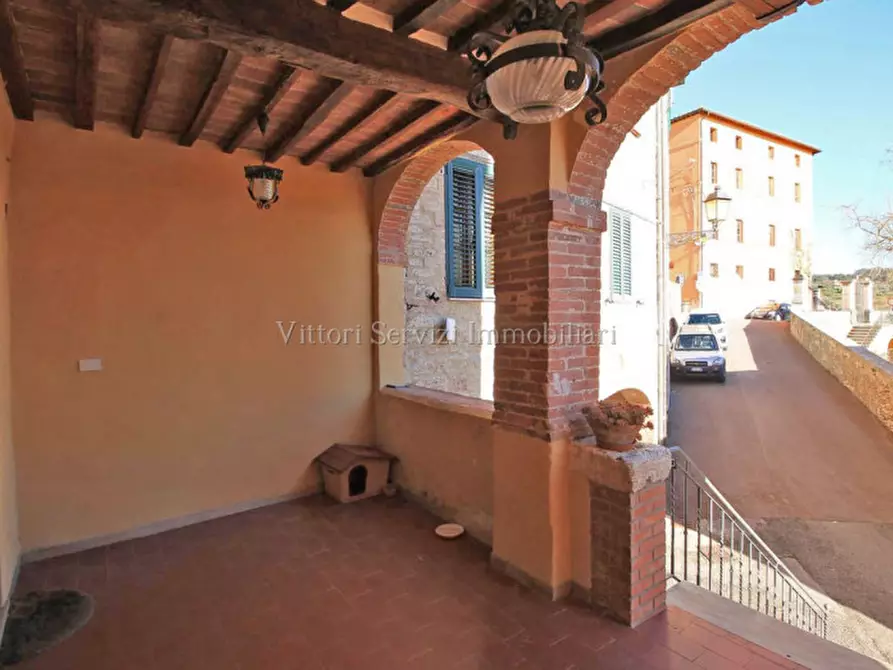 Immagine 25 di Casa quadrifamiliare in vendita  a Rapolano Terme