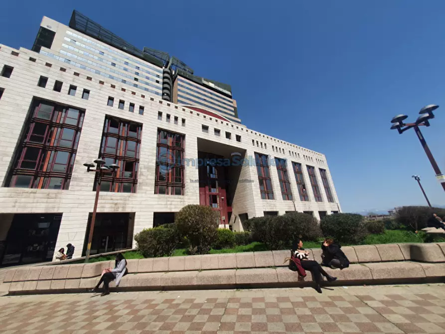 Immagine 5 di Ufficio in vendita  in Centro Direzionale a Napoli