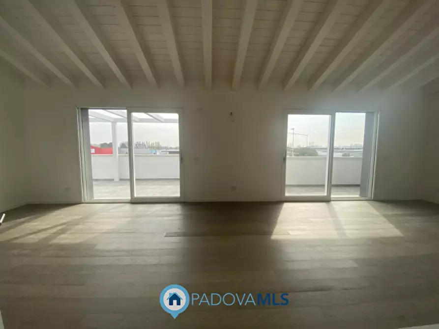 Immagine 5 di Attico in vendita  in via venezia a Vigonza