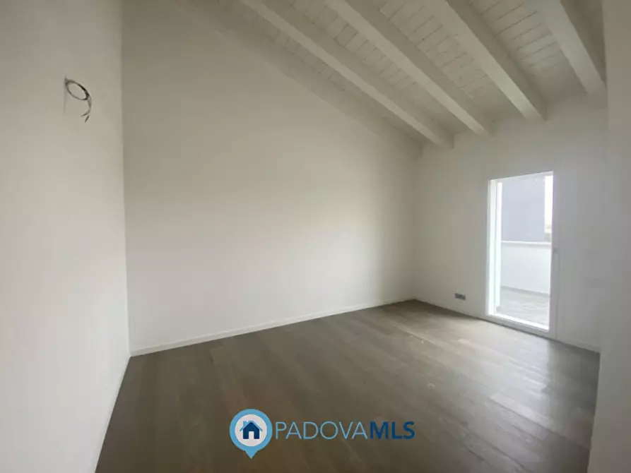 Immagine 7 di Attico in vendita  in via venezia a Vigonza