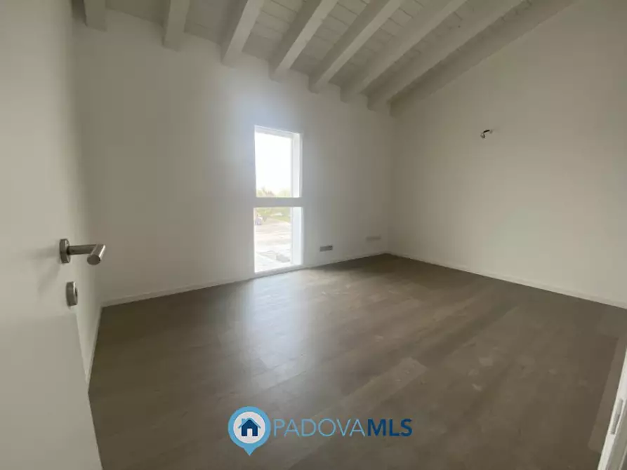 Immagine 10 di Attico in vendita  in via venezia a Vigonza