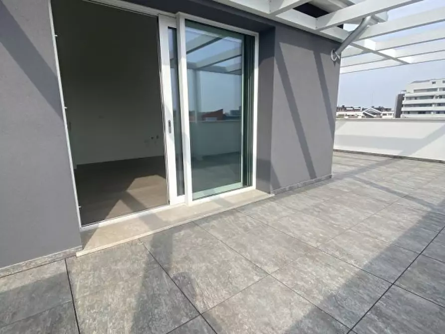 Immagine 21 di Attico in vendita  in via venezia a Vigonza