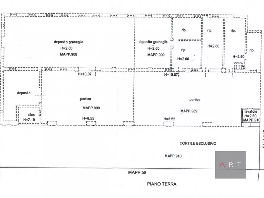 Immagine 6 di Rustico / casale in vendita  a San Pietro In Gu