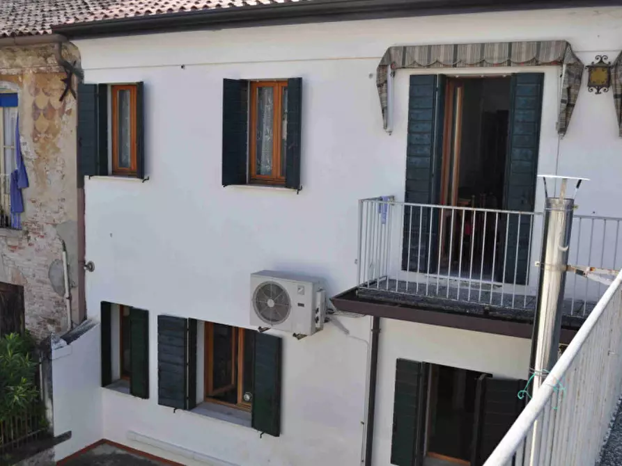 Immagine 1 di Palazzo in vendita  in piazza maggiore, 20 a Este