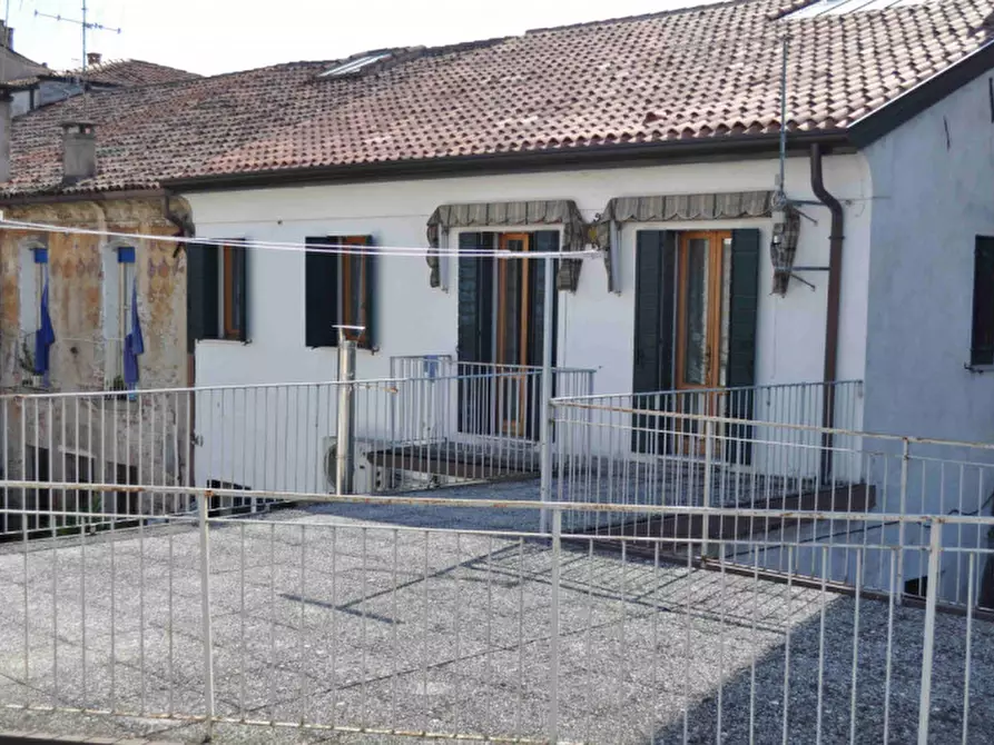 Immagine 4 di Palazzo in vendita  in piazza maggiore, 20 a Este