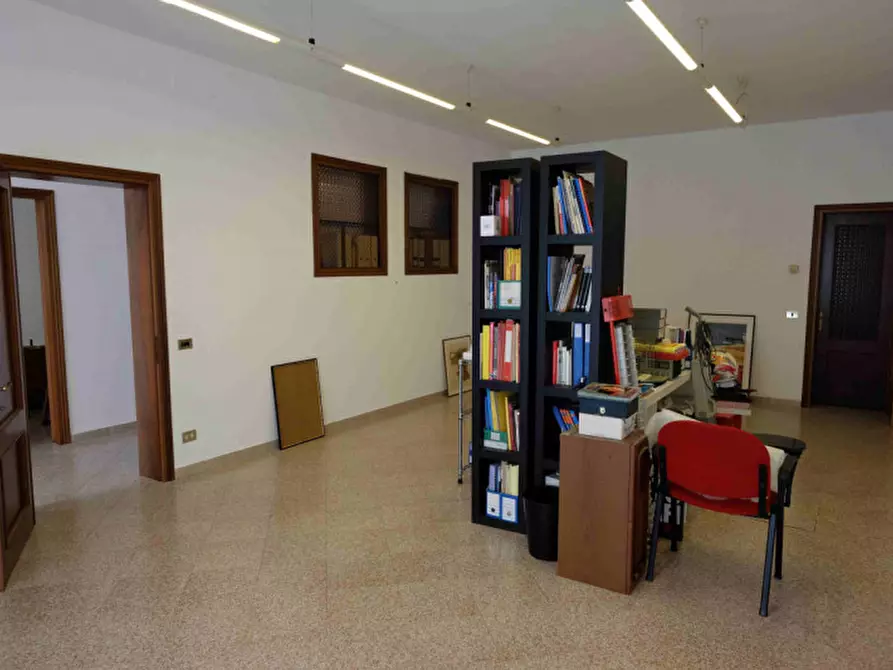 Immagine 7 di Palazzo in vendita  in piazza maggiore, 20 a Este