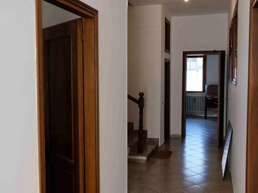 Immagine 14 di Palazzo in vendita  in piazza maggiore, 20 a Este