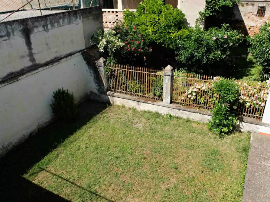 Immagine 29 di Palazzo in vendita  in piazza maggiore, 20 a Este