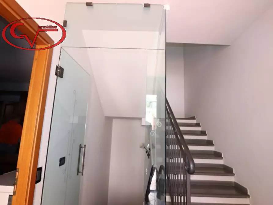 Immagine 8 di Villetta a schiera in vendita  in via pestello a Montevarchi