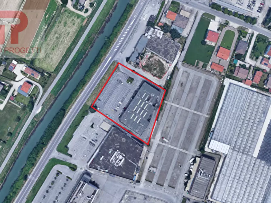 Immagine 2 di Negozio in vendita  in Fronte s.s. Adriatica a Due Carrare